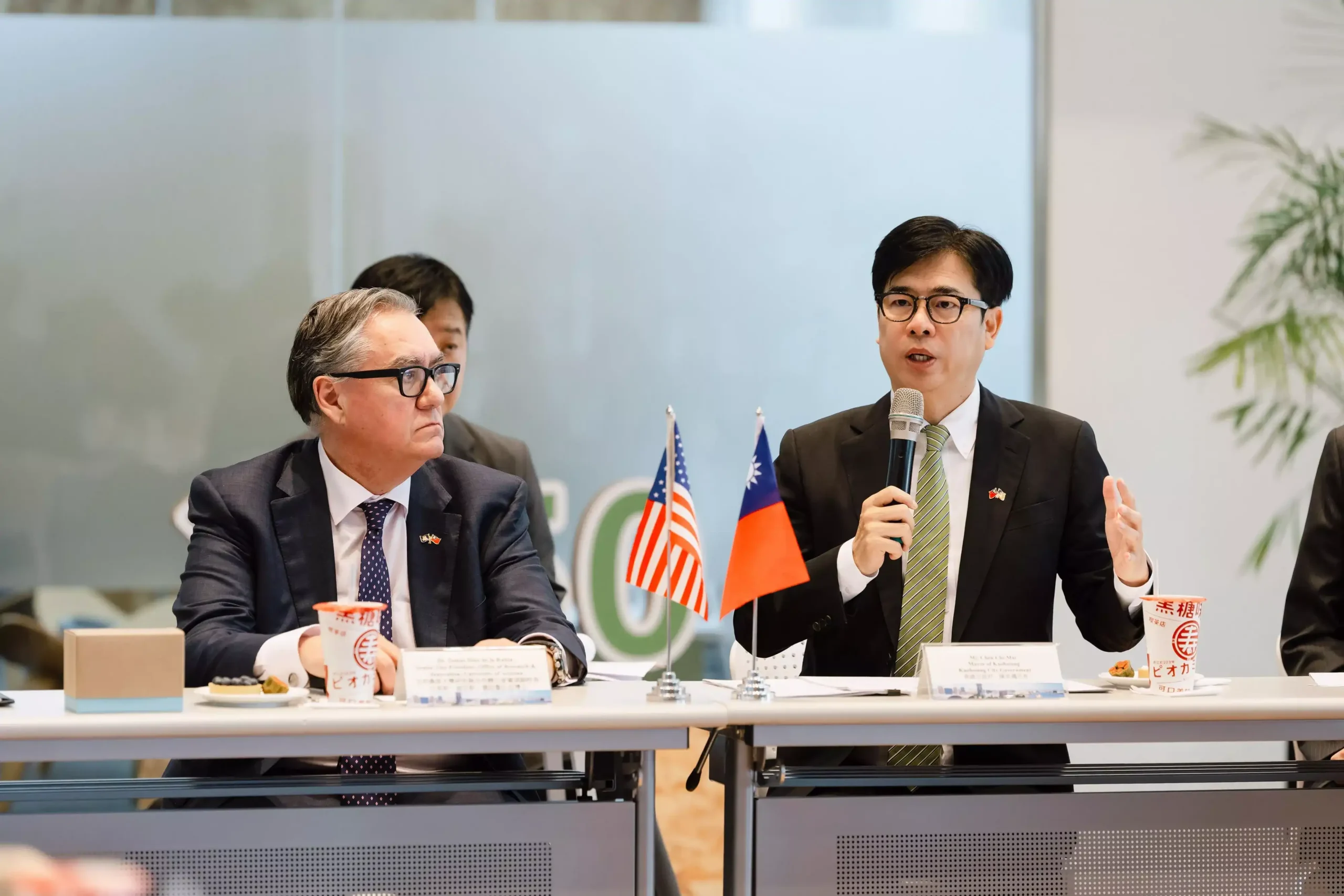 高雄半導體布局再升級 攜手亞利桑那大學深化矽光子與AI研發合作