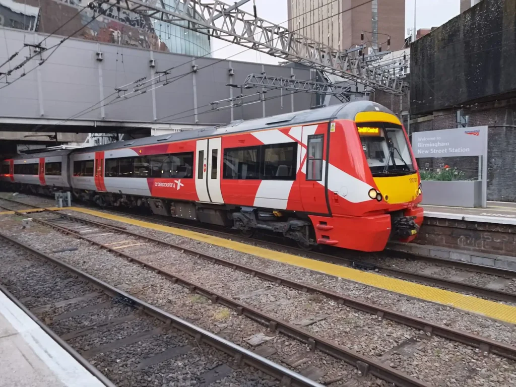 倫敦北方列車碰撞衝擊鐵路安全黑盒資料待釐清