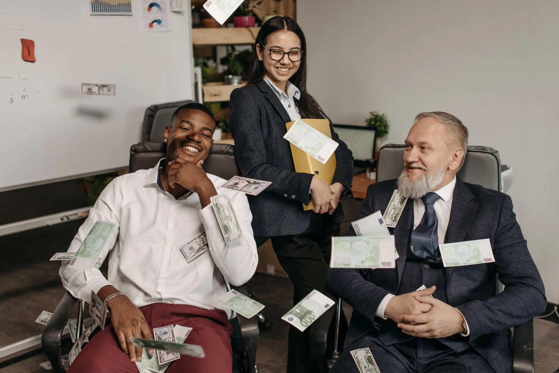 滙豐銀推財富學院培訓理專職涯路徑更完整